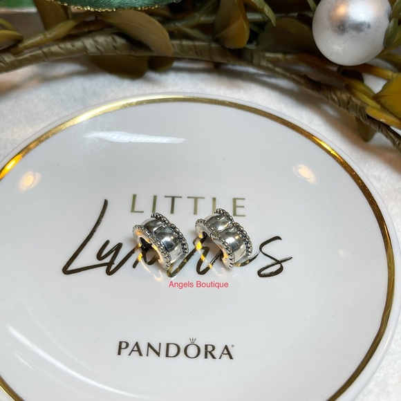 Pandora Beveled Clips - Picture 1 of 3